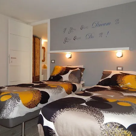 Irex Tevere Sant Angelo Stylish Apartment Between Vatican And Piazza Cavour דירה רומא