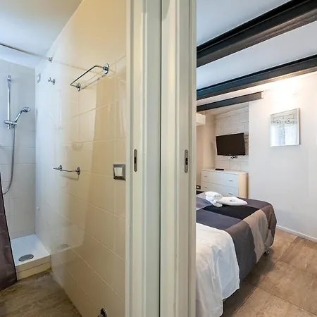 Irex Tevere Sant Angelo Stylish Apartment Between Vatican And Piazza Cavour דירה *