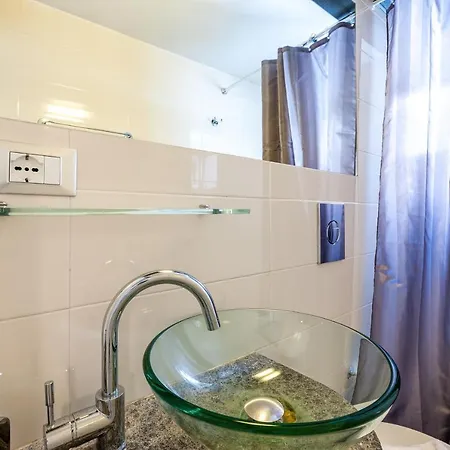 Irex Tevere Sant Angelo Stylish Apartment Between Vatican And Piazza Cavour רומא