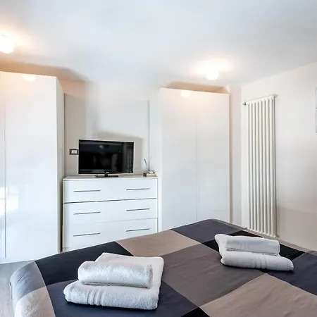 Irex Tevere Sant Angelo Stylish Apartment Between Vatican And Piazza Cavour רומא
